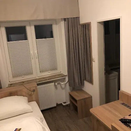 Heeren's Garni Hotell *