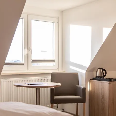 Heeren's Garni Hotell *